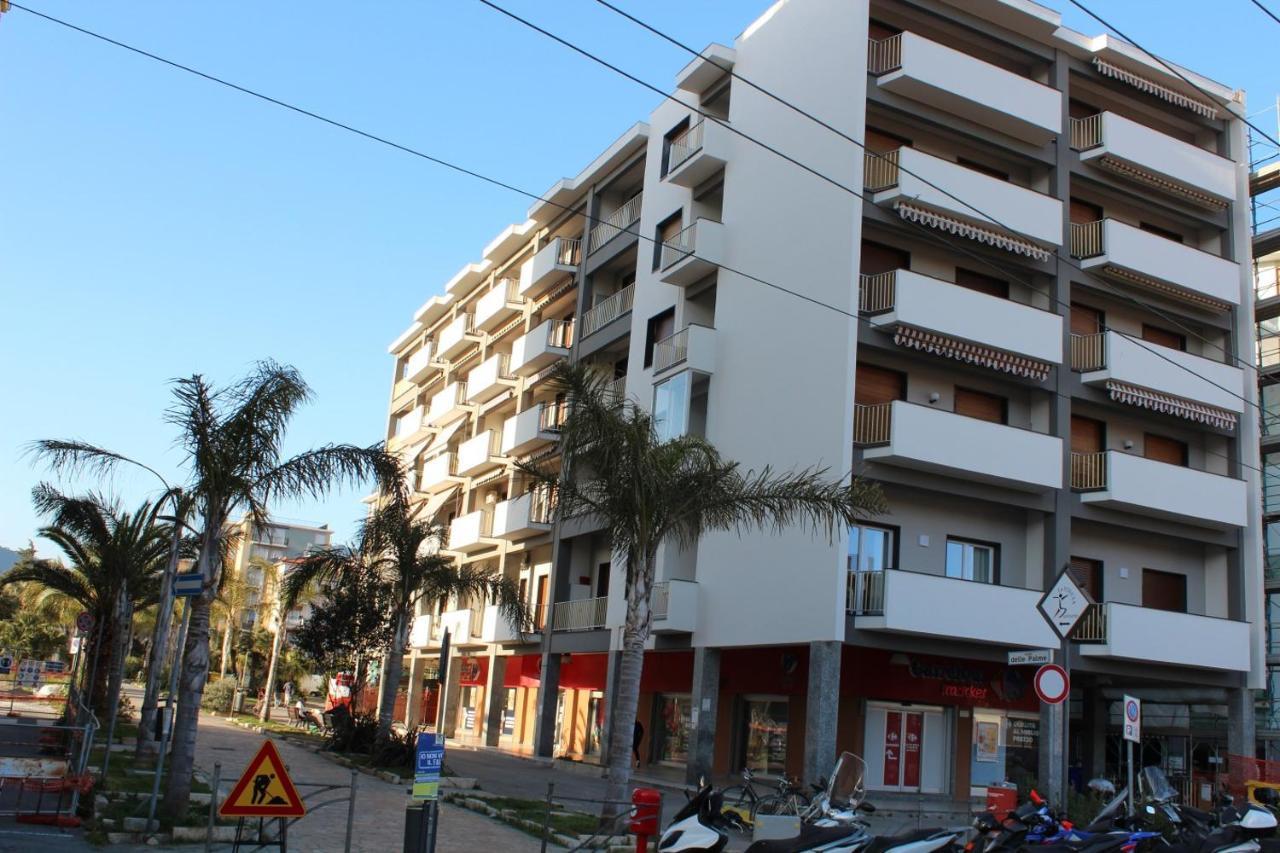 Persea mare appartamenti Arma di Taggia Exterior foto