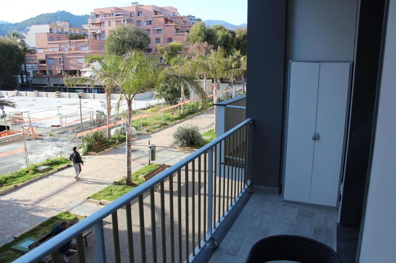 Persea mare appartamenti Arma di Taggia Exterior foto
